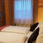 Legend Hotel Biebesheim am Rhein