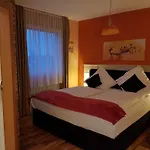 Hotel Legend